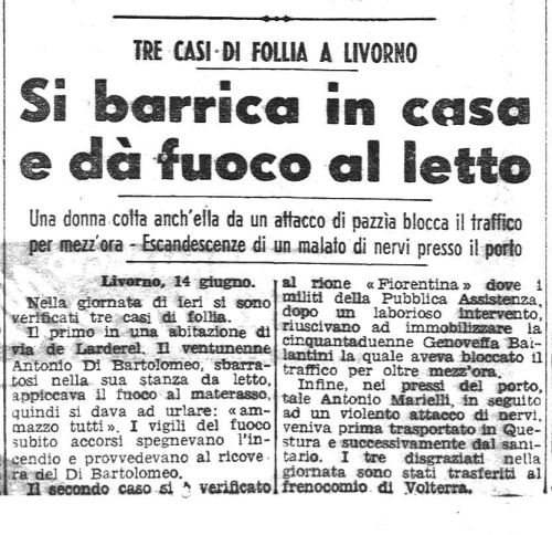Si barrica in casa e dà fuoco al letto (1952)
