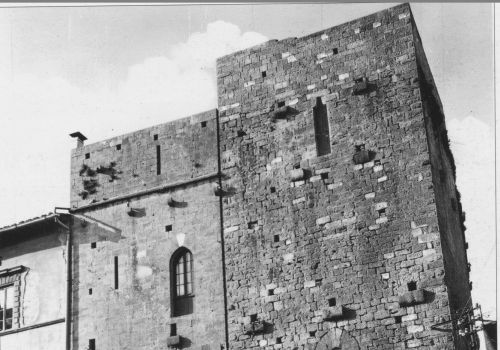 Casa Torre Toscano - Direzione del ospedale psichiatrico di Volterra dal 1940 al 1982