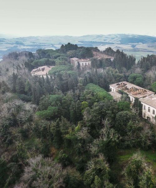 cenni storici su Poggio alle Croci, San Lazzaro e la Tomba del Guerriero